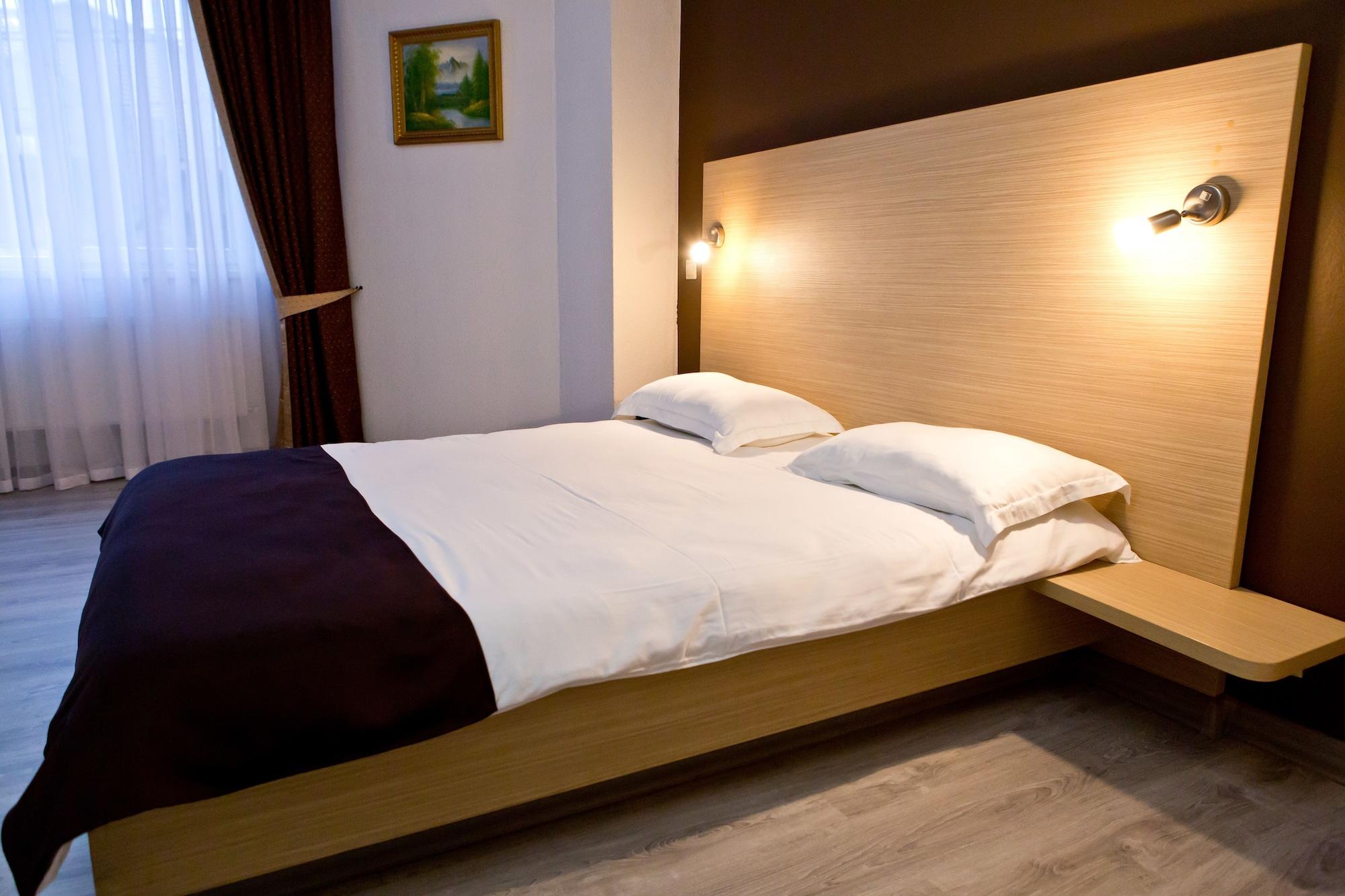 Hotel Olsi Chişinău Extérieur photo